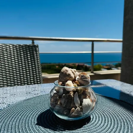 на морето ,,sun Gate” град Apartment Byala (Varna)